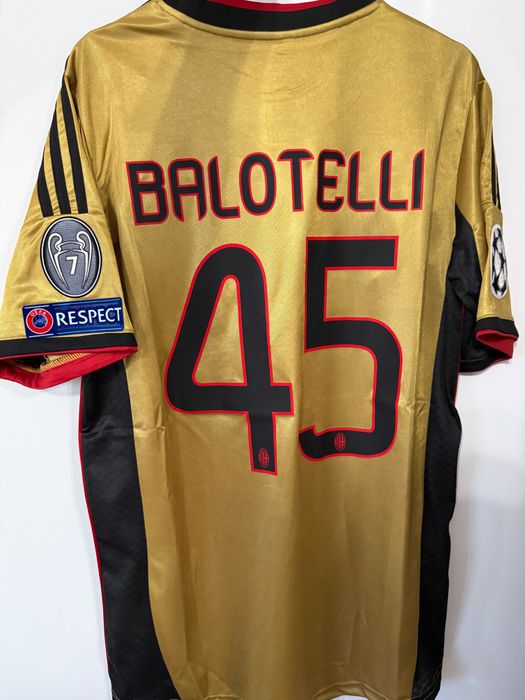 Tricou Balotelli Milan retro