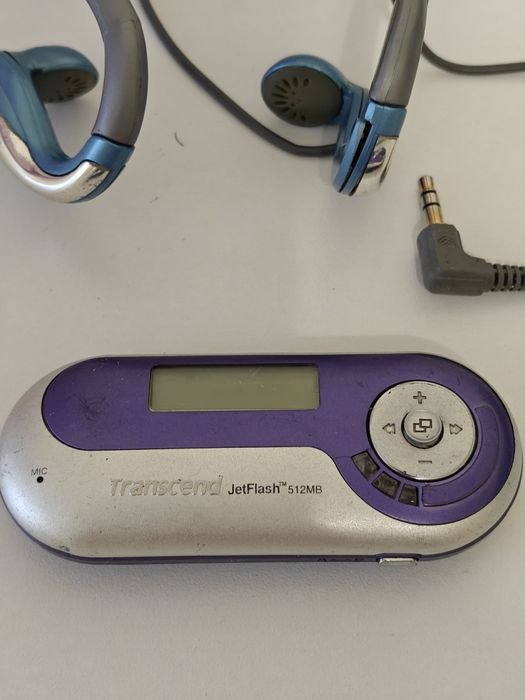 Мр3 плеер. Наушники.