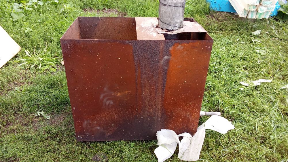 Продам бак железный 200л