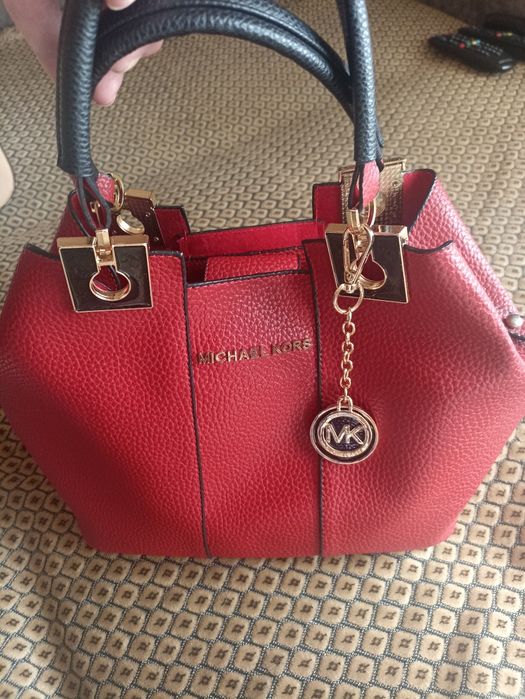 Продам женскую сумку