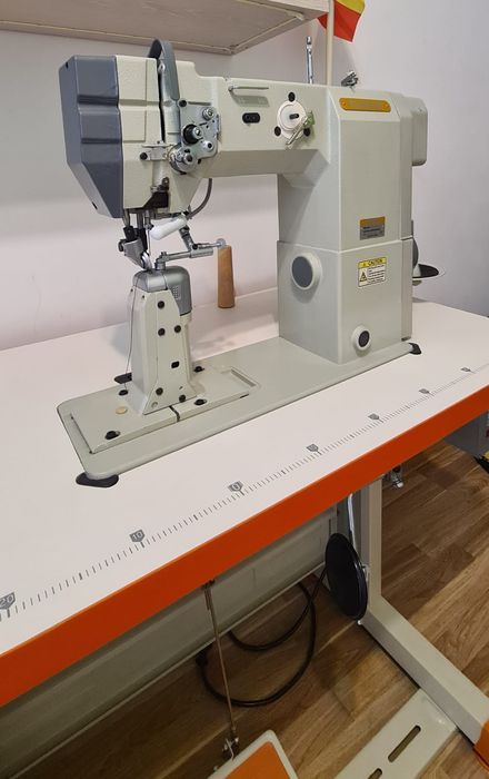 Masina de cusut piele DISON cu coloana