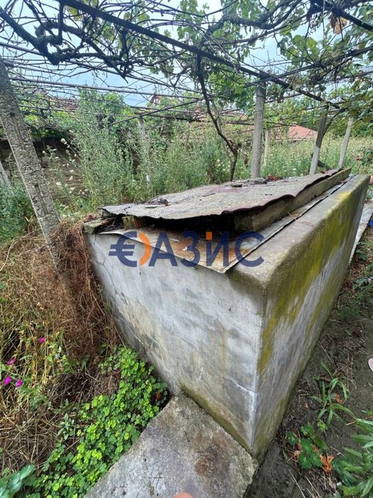 Къща в селото. Огнен, обл. Бургас, България, 65 кв. м. и земя 1000 кв.