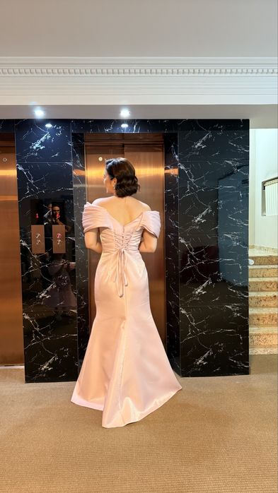 Платье вечернее