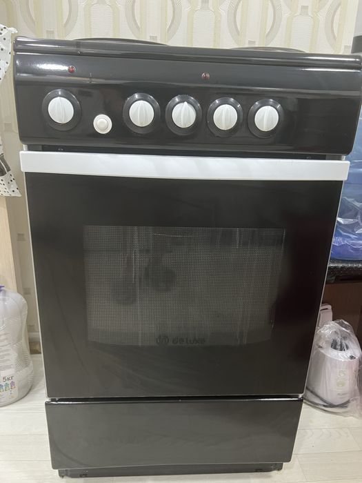 продам электрплиту с духовкой