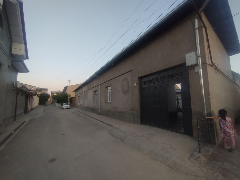 Oxunboboyev 5 sotik 7 xona srochna sotiladi kochani yuzida