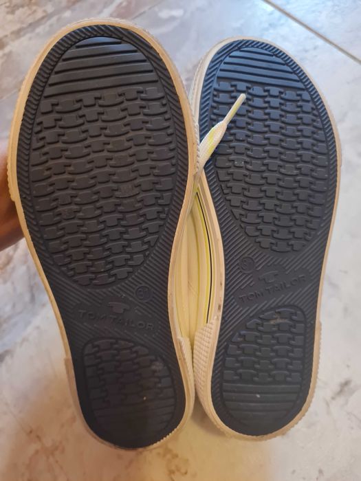 Бели кецове Tom Tailor 31 номер