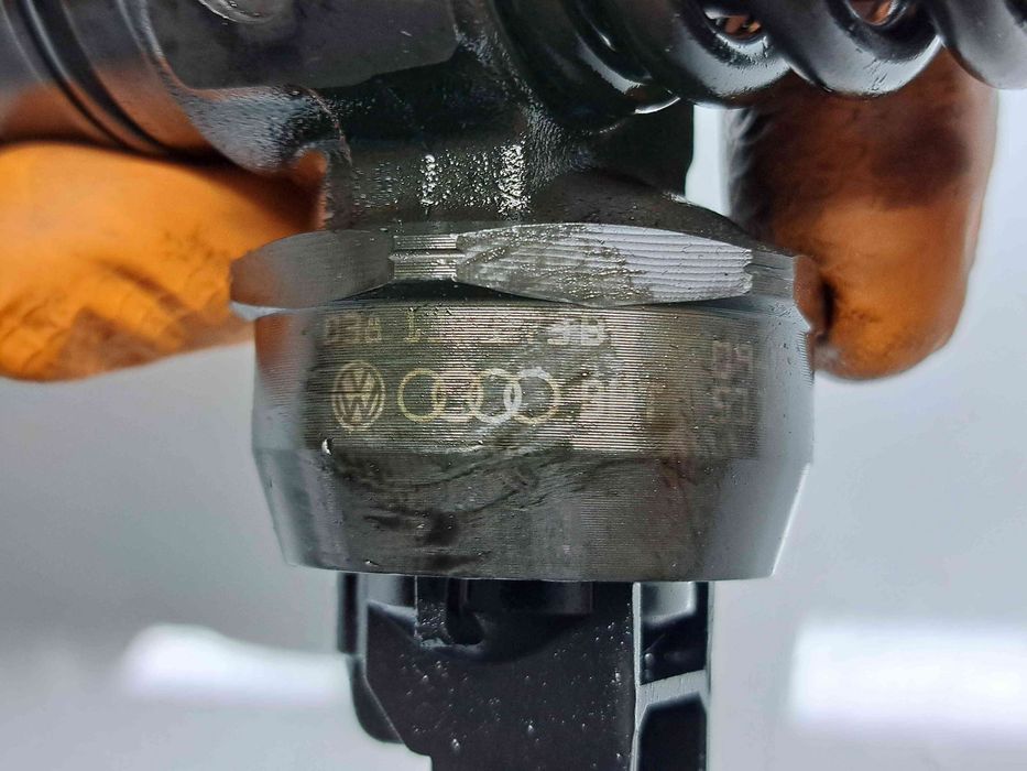 Injector  Skoda Octavia 2 (1Z3) [Fabr 2004-2013] 03813003BN 1.9  TDI B