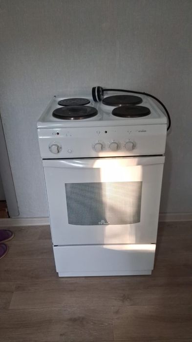 Продам  электроплиту