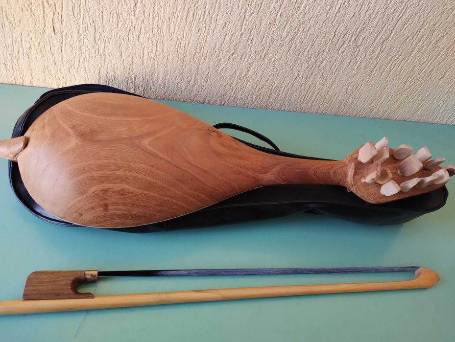 Продавам гъдулка