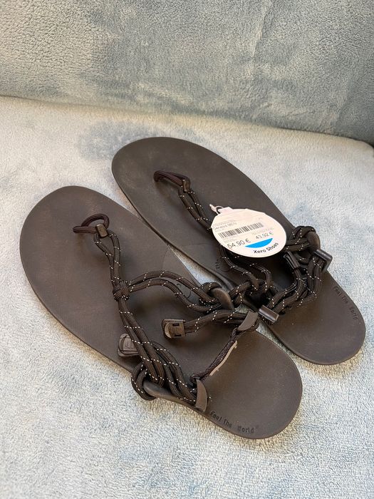 Боси сандали Xero