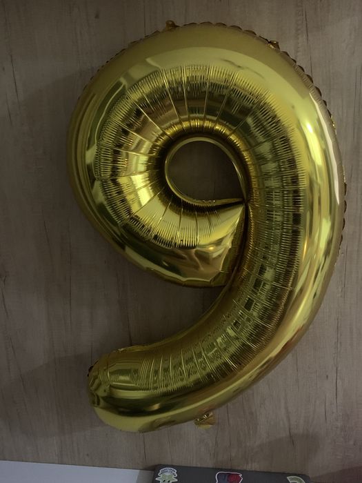 Балон и свещичка «9»