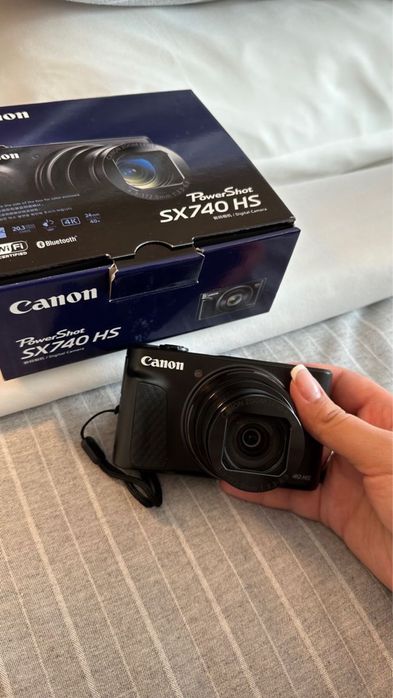 Продам камеру CANON