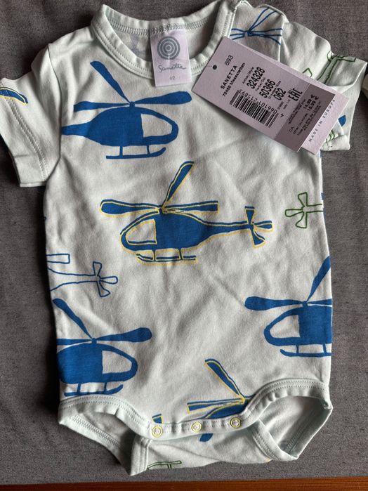 Нови бебешки бодита Sanetta – размер 3–6 месеца