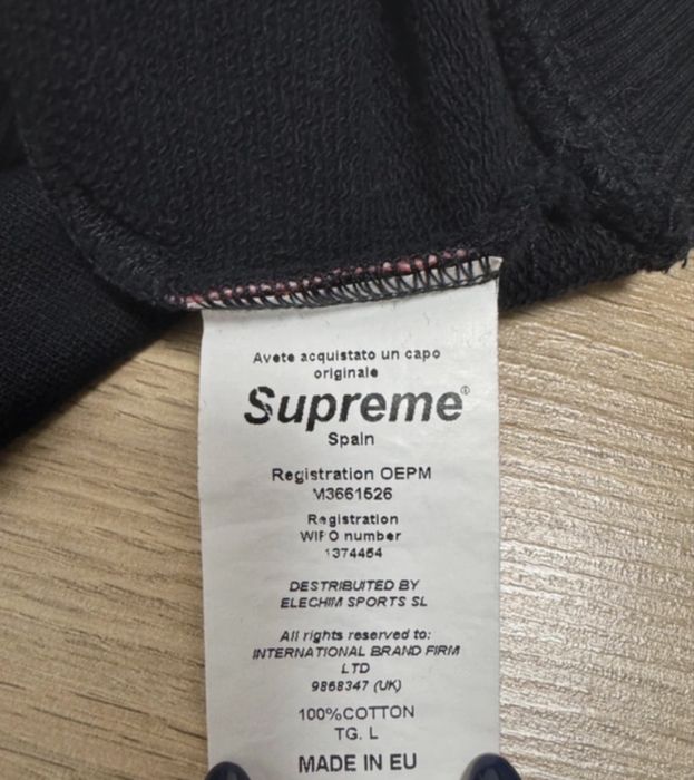 Supreme Spain hoodie