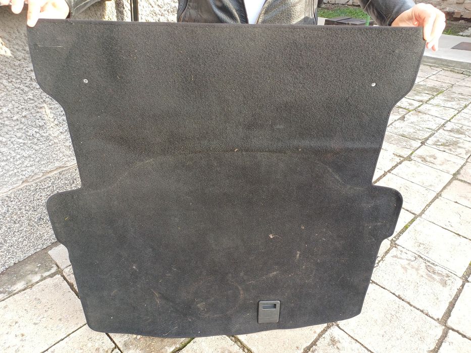 Кора за багажник