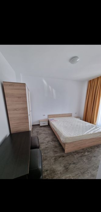 Inchiriez apartament cu 2 camere, in complex Steaua de Mare 2. Pe term
