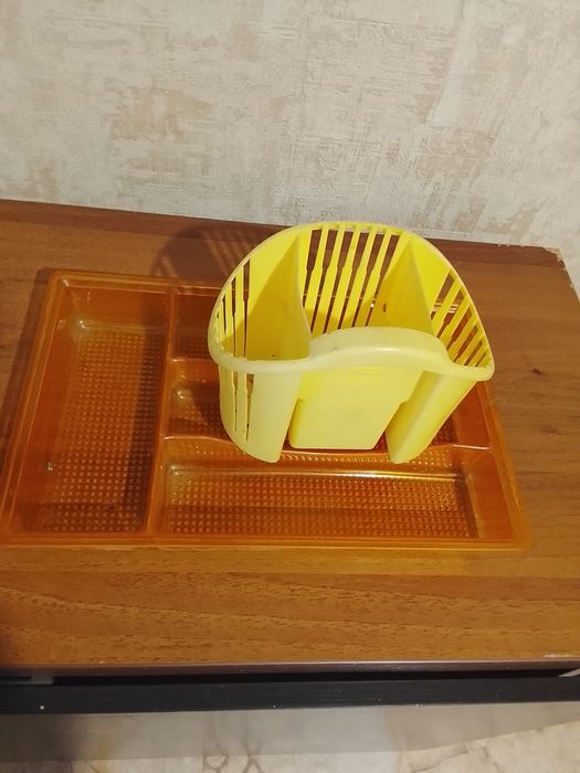 Чайник+ сахарница, посуда