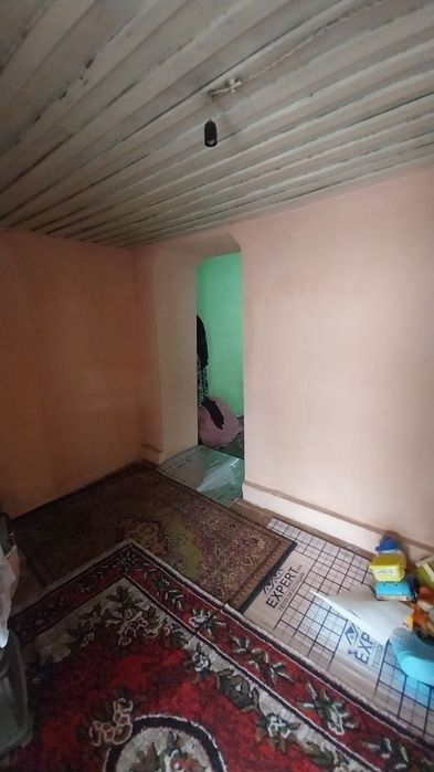 4 хона ховли Маргилон Станцияда