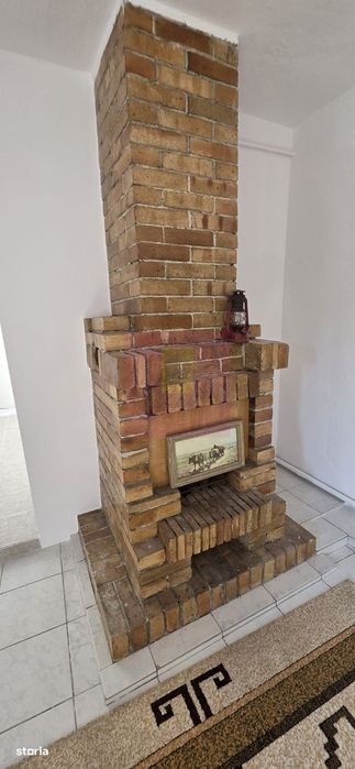 Casa cu 4 camere de vanzare in Campina
