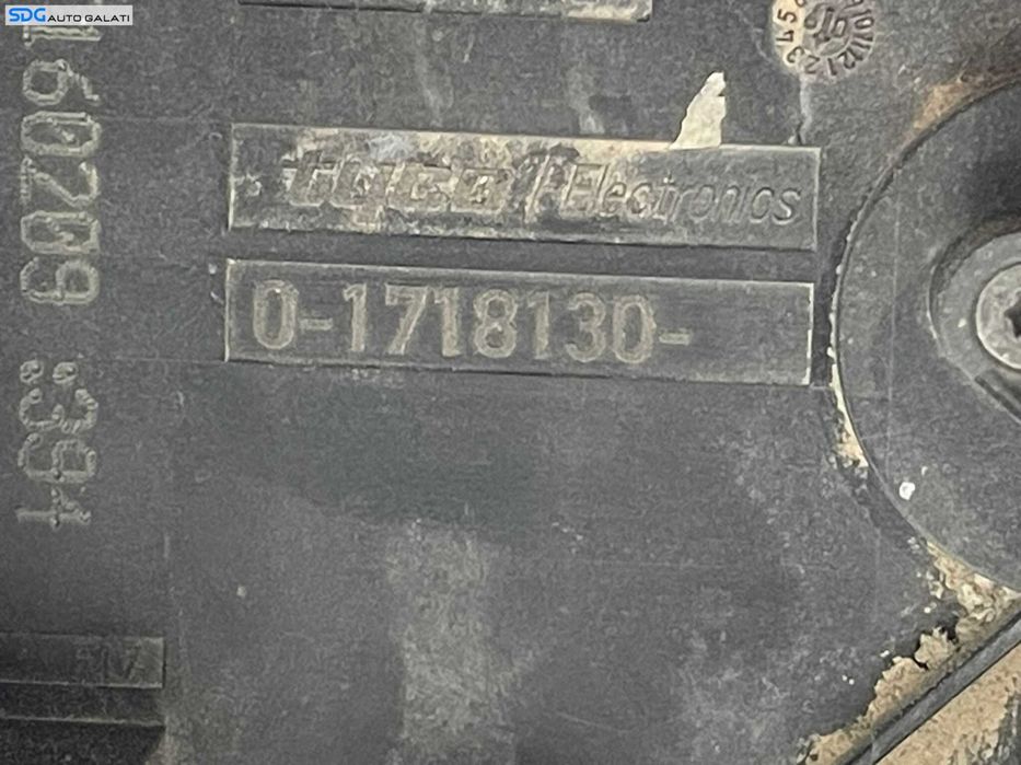 Unitate Calculator Panou Tablou Relee Sigurante Volkswagen Golf 5 2004 - 2008 Cod 1K0937125C [L4350]