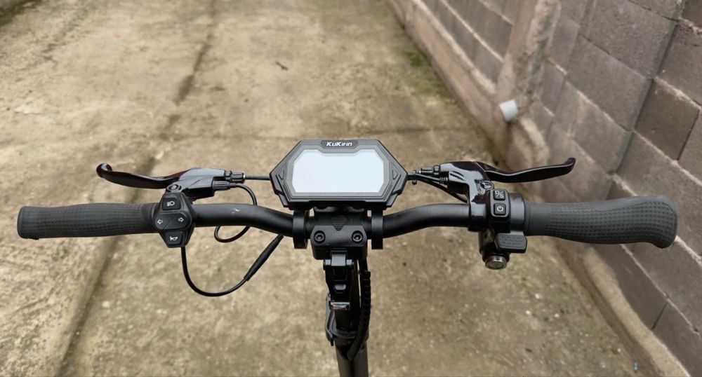 Trotineta electrica kukirin