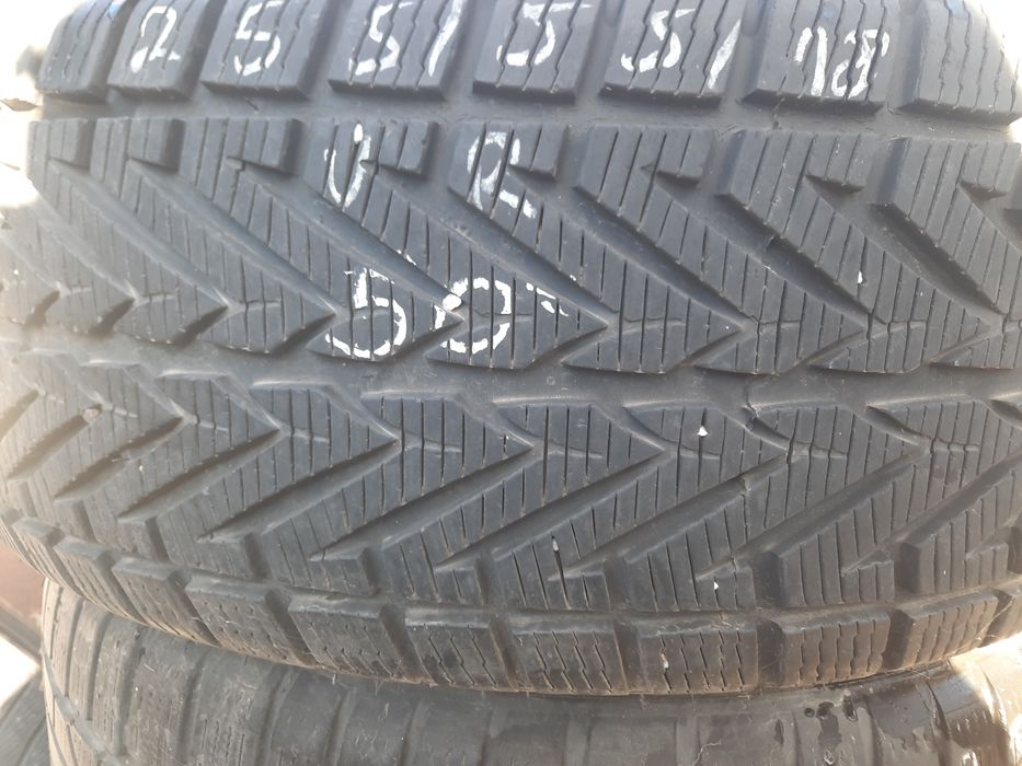 Единични:255/55/18;255/40/18;245/45/18;245/40/18...Зимни Гуми