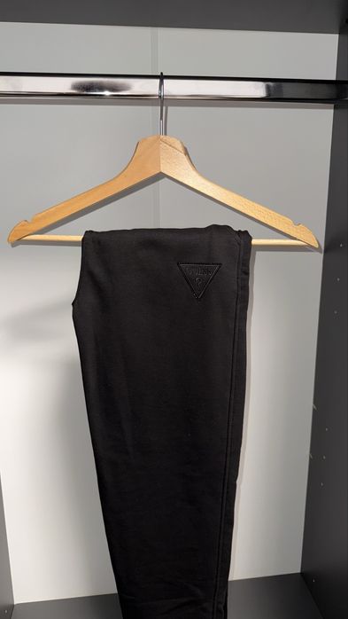 !НОВО! Дамски комплекти  Guess