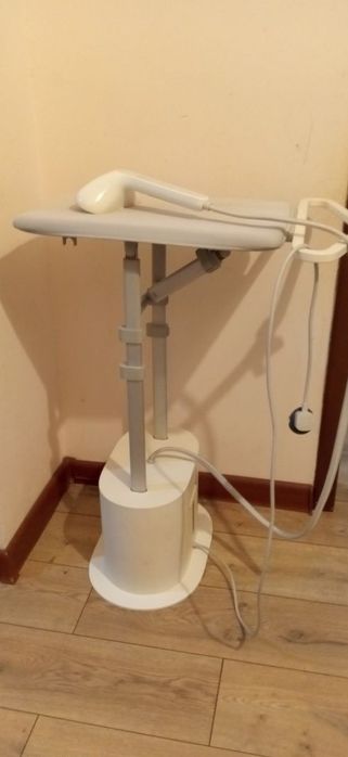 Отпариватель Xiaomi Mijia ZYGTJ01KL в хорошем состоянии