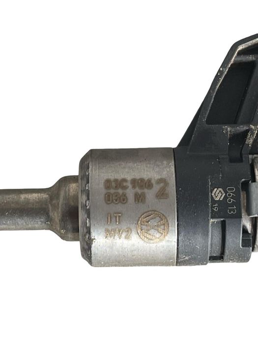 Set Injectoare Combustibil Volkswagen Golf Plus 521 2009 - 2014 1.4 Tsi Caxa 03C906036M