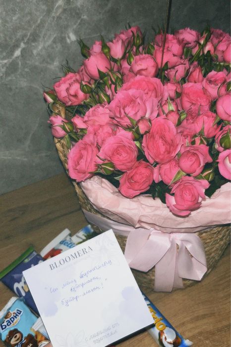 Ярко розовые Кустовые розы