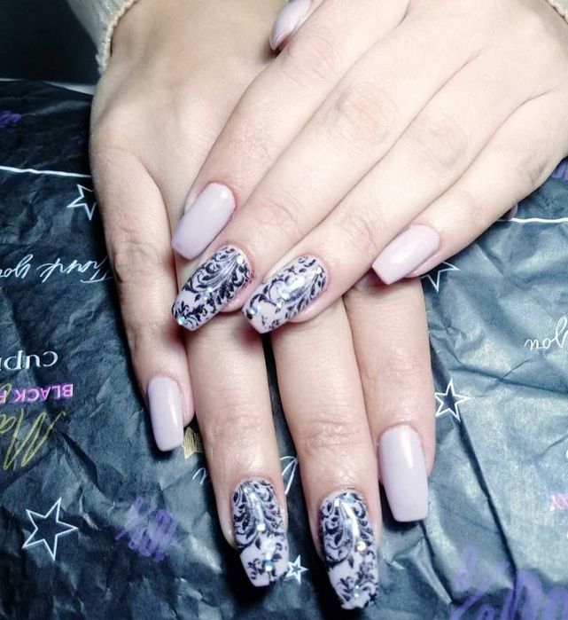 Manichiura unghii cu gel Constanta zona Dorally