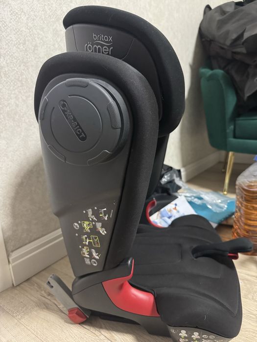 Автокресло britax romer