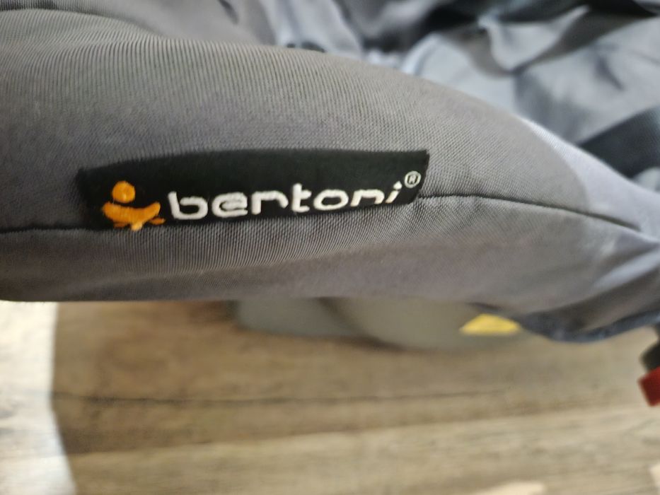 Кош за кола за новородено