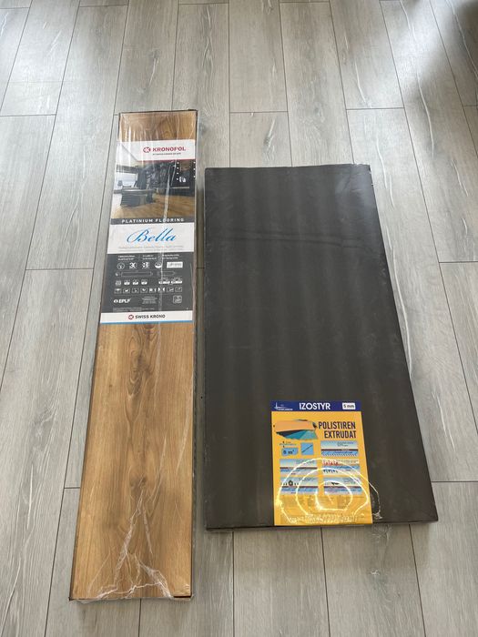 Vând 4 baxuri parchet laminat 10 mm Coletta oak + 4 baxuri polistiren