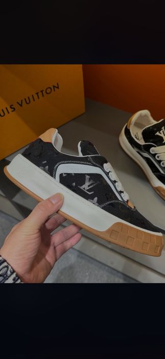 Pantofi sport Louis Vuitton, model 2026