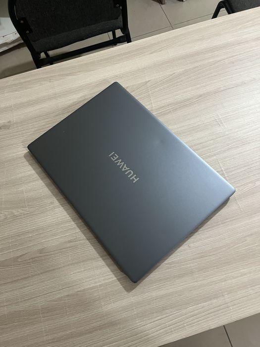 Продается ноутбук huawei