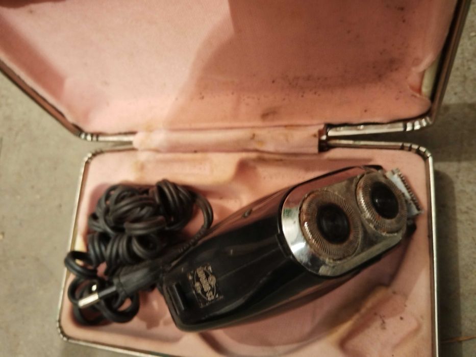 Ретро самобръсначка Харьков 33