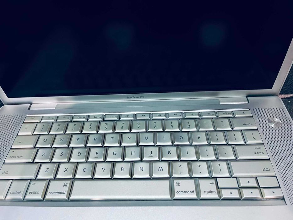 Apple Macbook Pro 15 2008г.