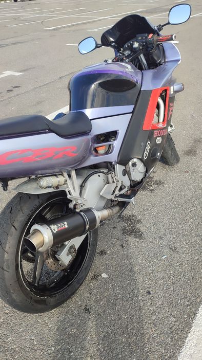 Honda cbr 600 f2