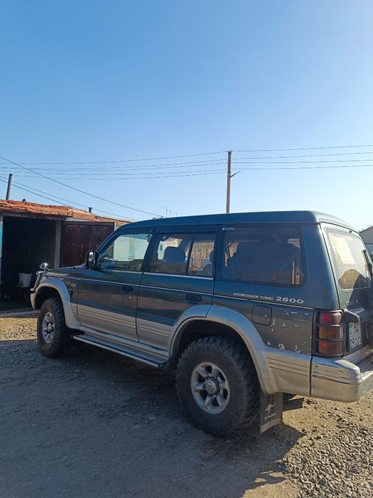 Продам Митсубиси Паджеро 2. Обьем 2.8