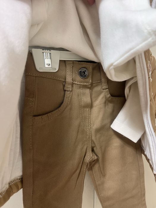 Продам костюм тройку для малышей