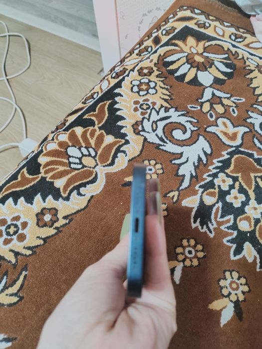 айфон 13, 128. обмен