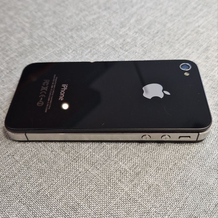 IPhone 4 / 4S за части