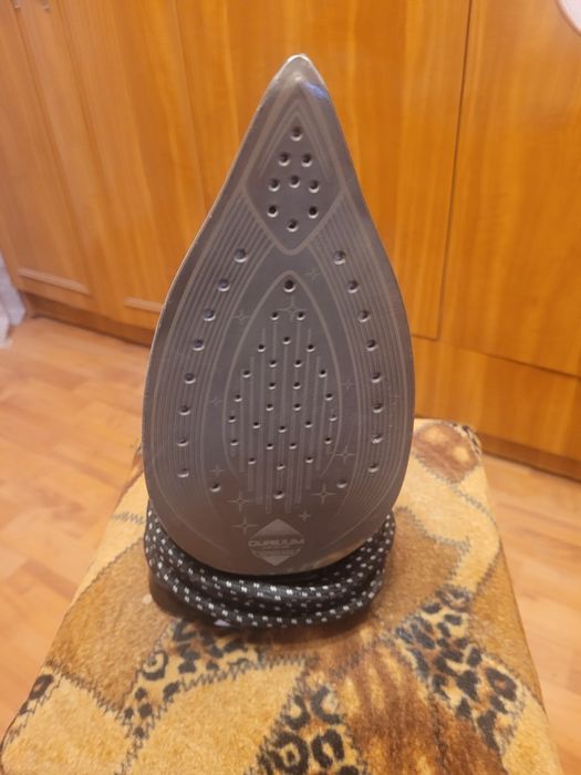 Fier de călcat  și Nokia 130