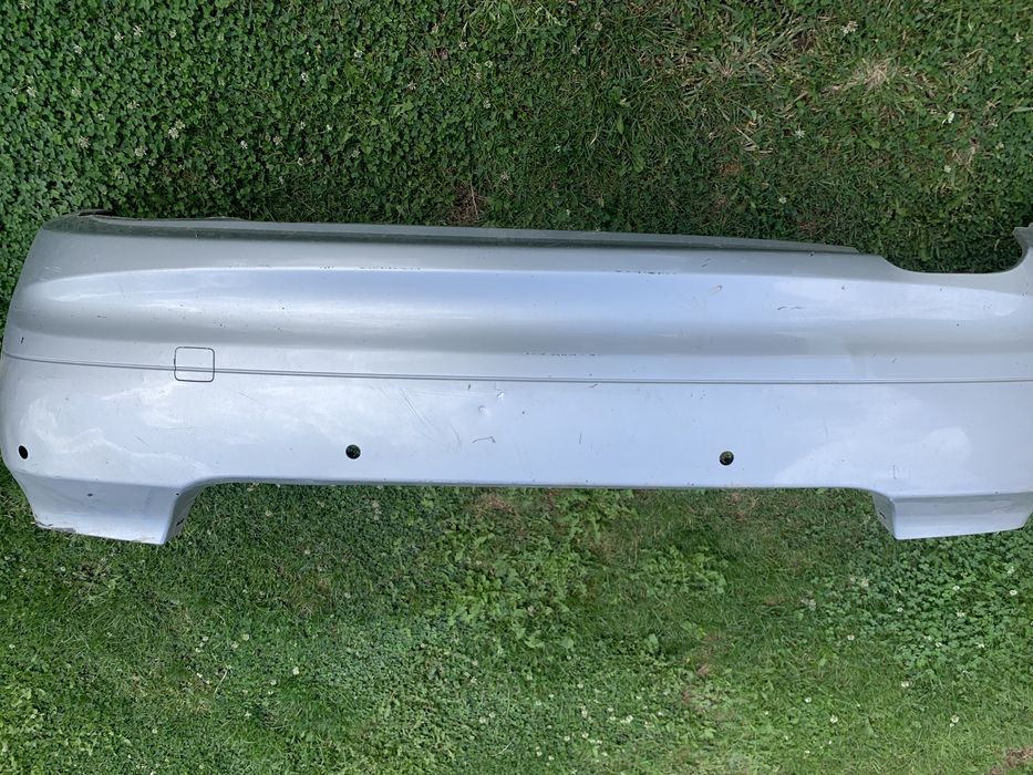 Vând bară spate pentru  BMW e90/e91