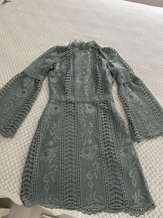 Рокля на Манго, Н&М, Bershka, Stradivarius