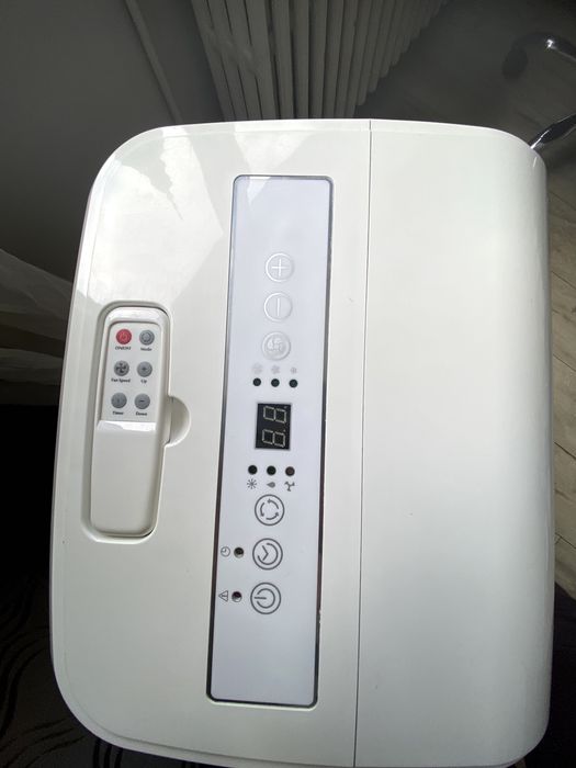 Aparat de aer condiționat mobil Equation WAP-02EI26