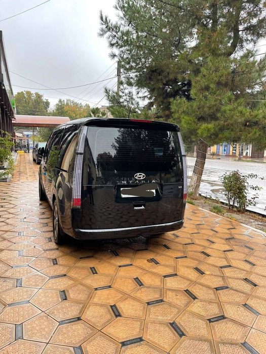HUNDAI 2022 год   Staria