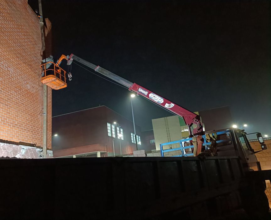 Манипулятор автовышка воровайка вышка бортовой кран