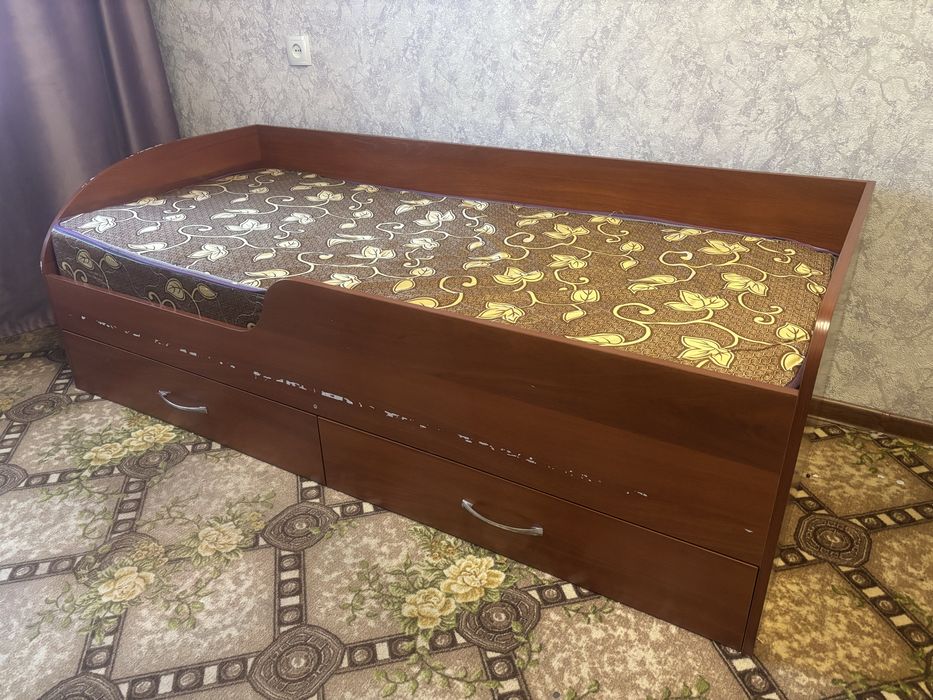 Кровать детская